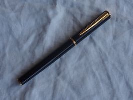 Magnifique stylo Waterman en laque noire. NEUF