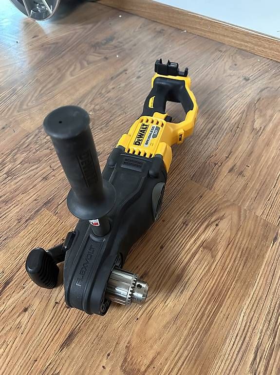 Bohrmaschinen: Dewalt DCD470 Bohrmaschine gross – Gebraucht aus Oetwil am See von CarParts 3