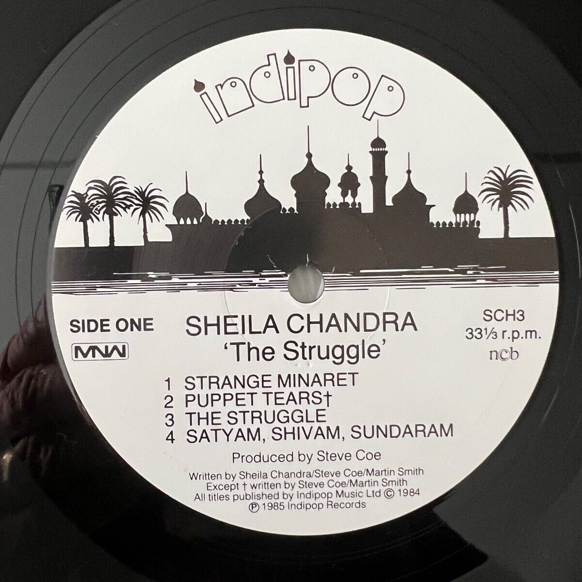 Dischi in vinile: Sheila Chandra - The Struggle / 1. UK-Press. 1985 – Usato da Gais venduto da soundcave57 1