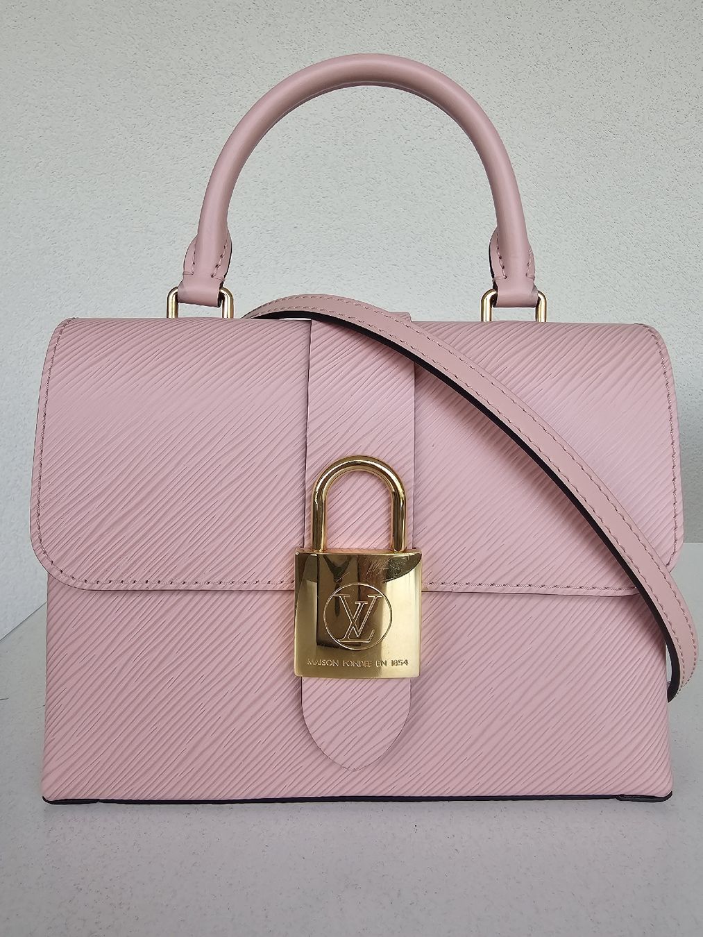 Louis Vuitton Borse da donna: Louis Vuitton Lock BB Epi - pink – Nuovo (secondo la descrizione) da Dottikon venduto da Chicca_73 1