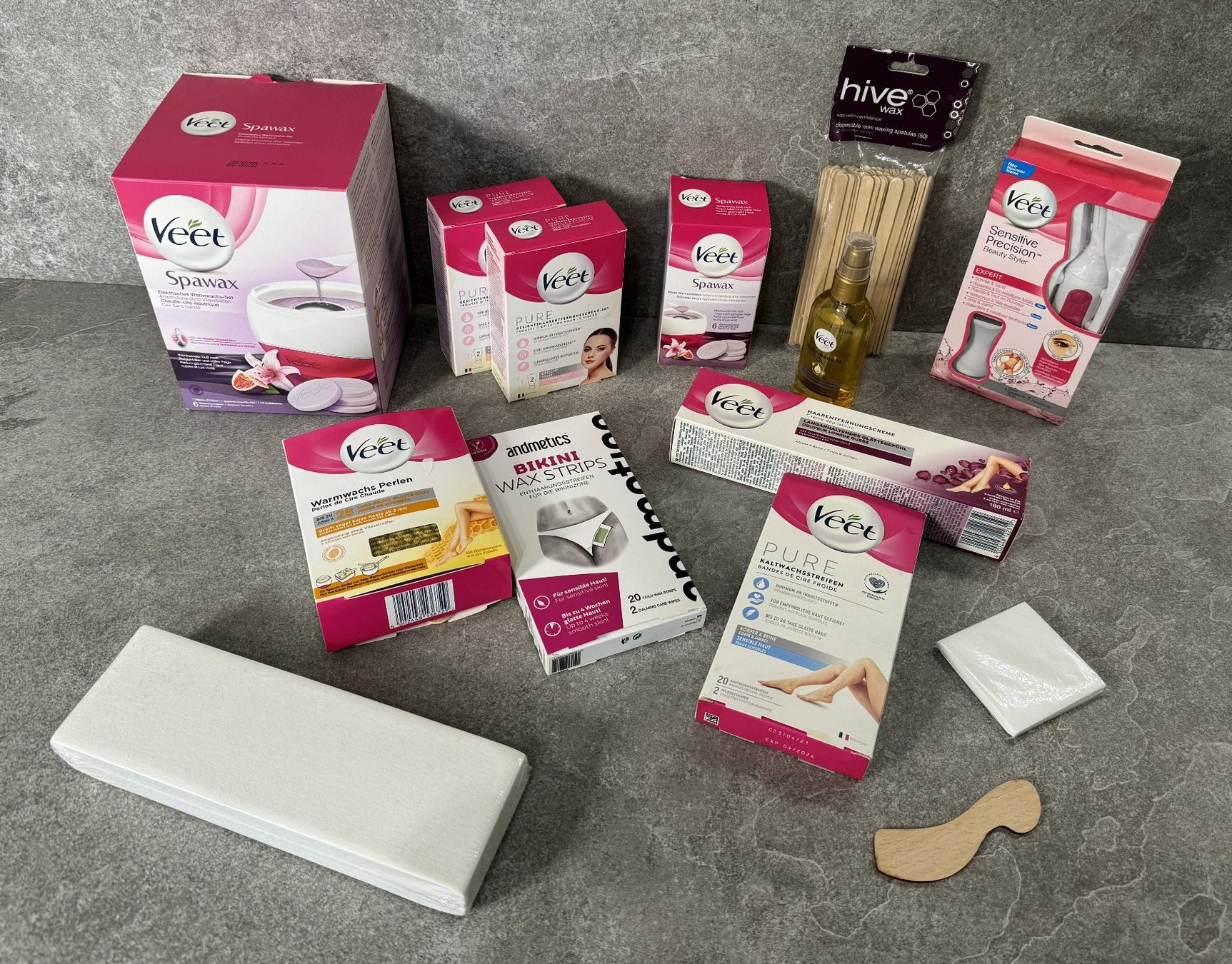 Veet Altro per la cura del corpo: VEET: Haar Wachs Set: 14-teilig ... – Nuovo e nell'imballaggio originale da Chur venduto da Lotti12