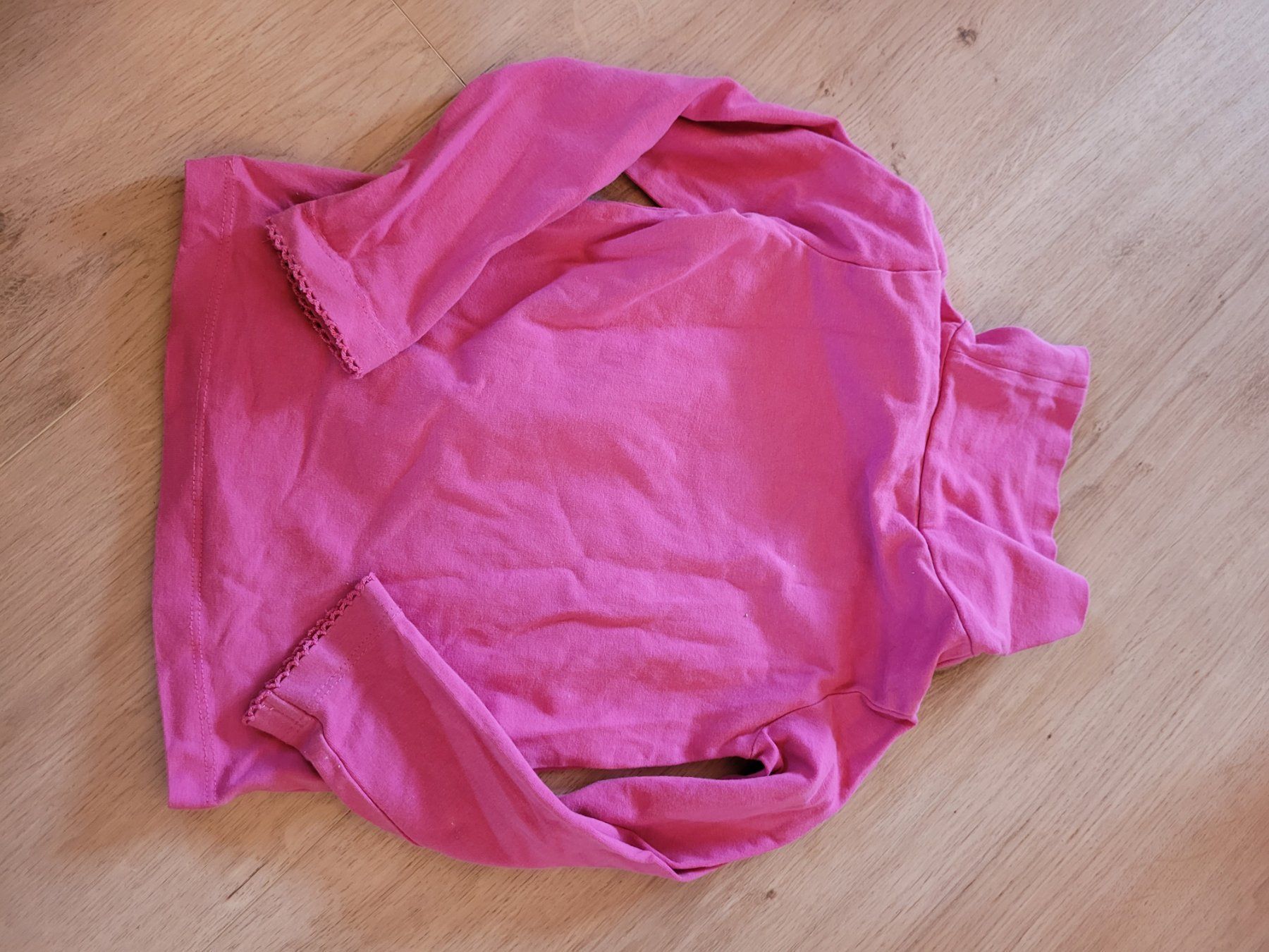 Pullover & Sweatshirts: Pullover ca. Grösse 104 – Gebraucht aus Lupsingen von sta_wgg5 2
