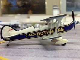 Modellflugzeug 1:72 Rothmans Pitts