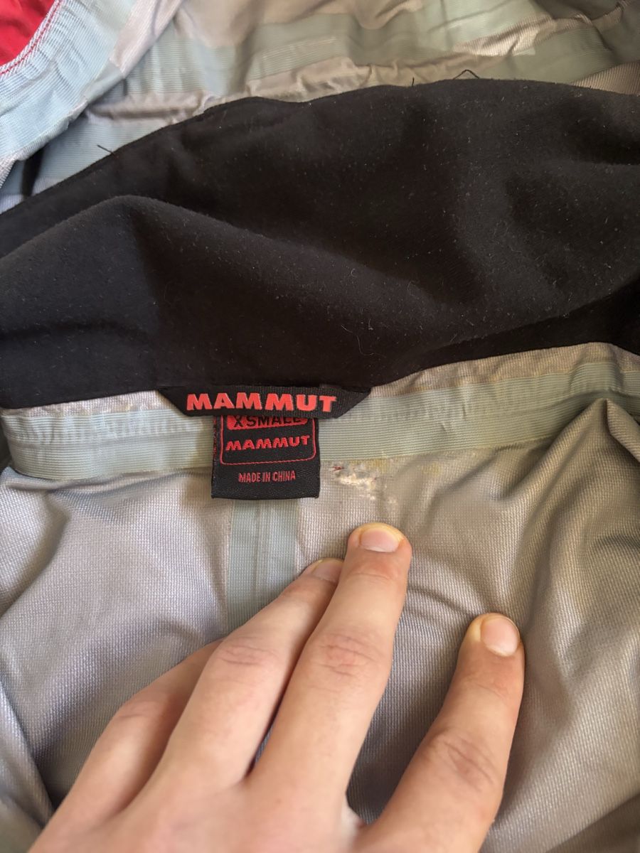 Mammut Vestes: Mammut Jacket red size X-SMALL – D'occasion à Brislach par edu_t6pq 8