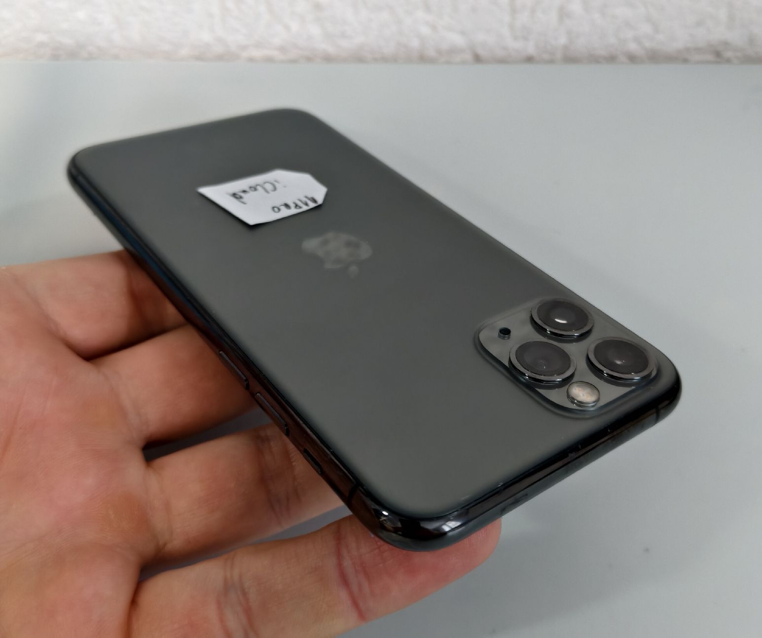 Apple Portables: iPhone 11 Pro – Défectueux à Ehrendingen par Rocky985 3