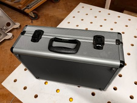 Hartschalen Koffer abschliessbar