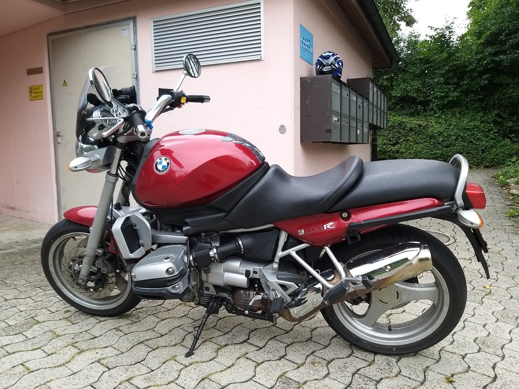BMW Touring: BMW R 1100R ABS – Usato da Fällanden venduto da Hle4 2