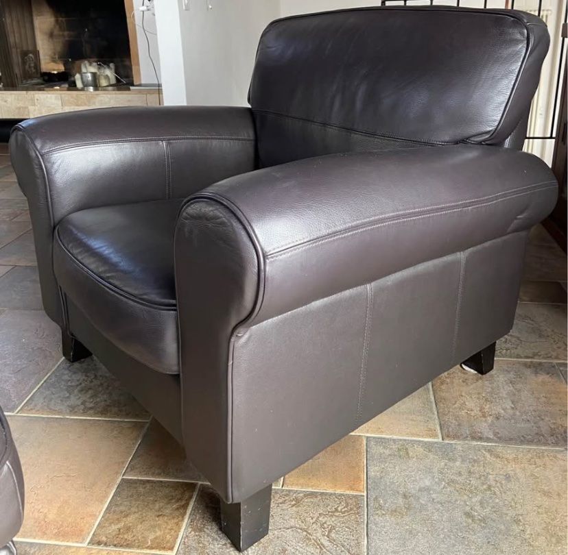 Ikea Sessel: Leder Sessel mit Fusshocker IKEA – Gebraucht aus Reinach BL von bla_5xy7 2