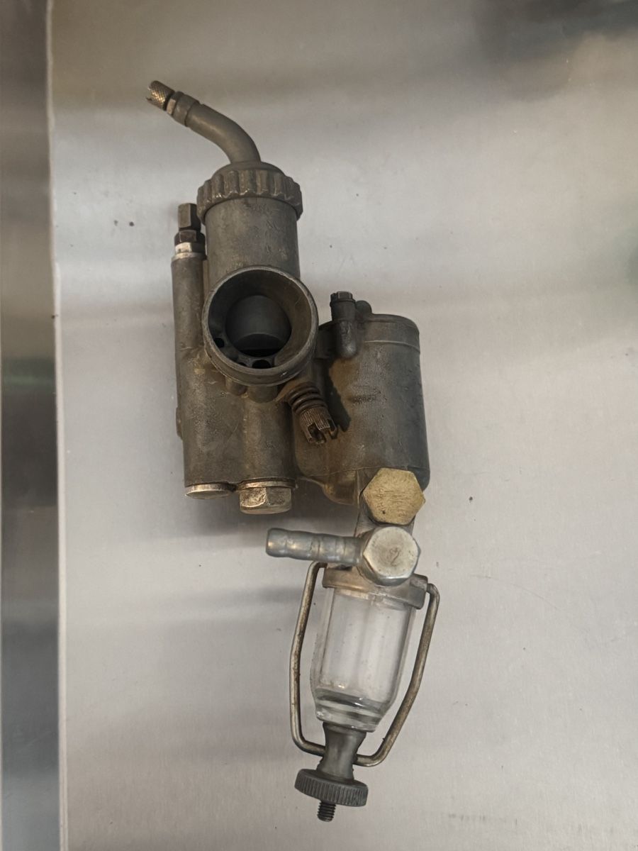 Bing Tutti i ricambio per moto: Bing Vergaser 1/22/98 H mit glas Benzin Filter – Usato da Dallenwil venduto da ZundappFamel1989