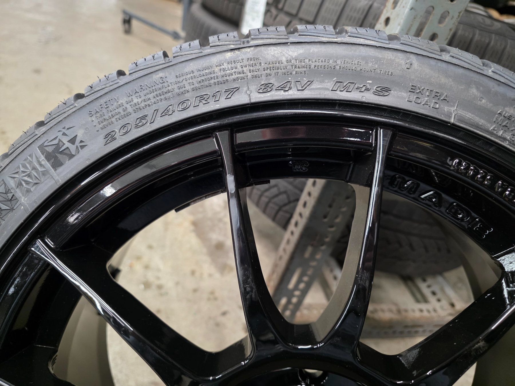Abarth Pneumatici & Ruote complete: Fiat 500 Abarth Winterradsatz – Nuovo (secondo la descrizione) da Gähwil venduto da schmidgarage9534 3