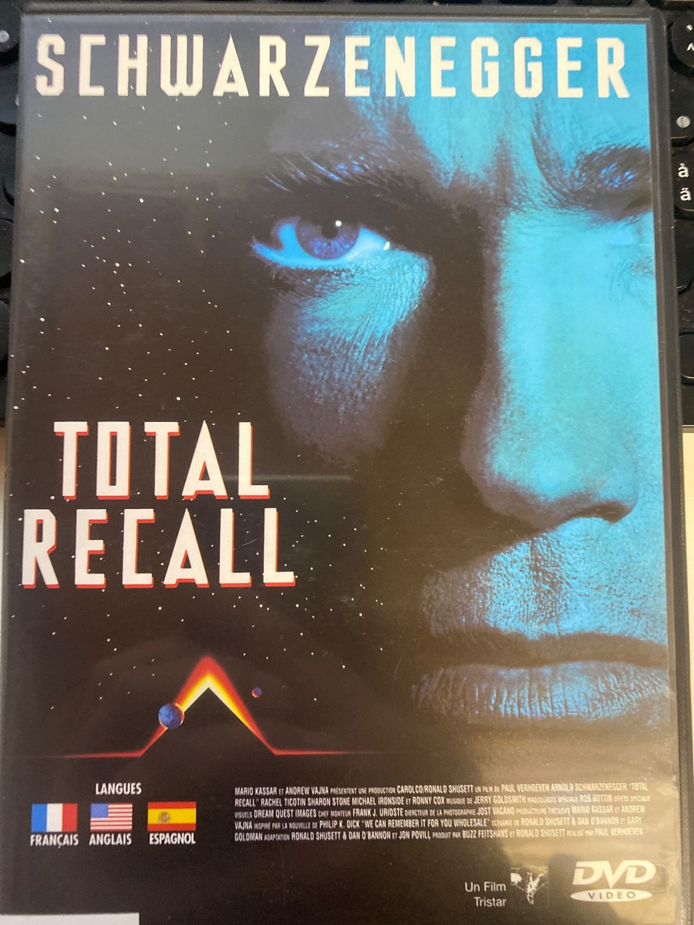 Tous les DVDs: Total Recall (1990) DVD Arnold Schwarzenegger - Sci-Fi – D'occasion à Le Brassus par cinema13