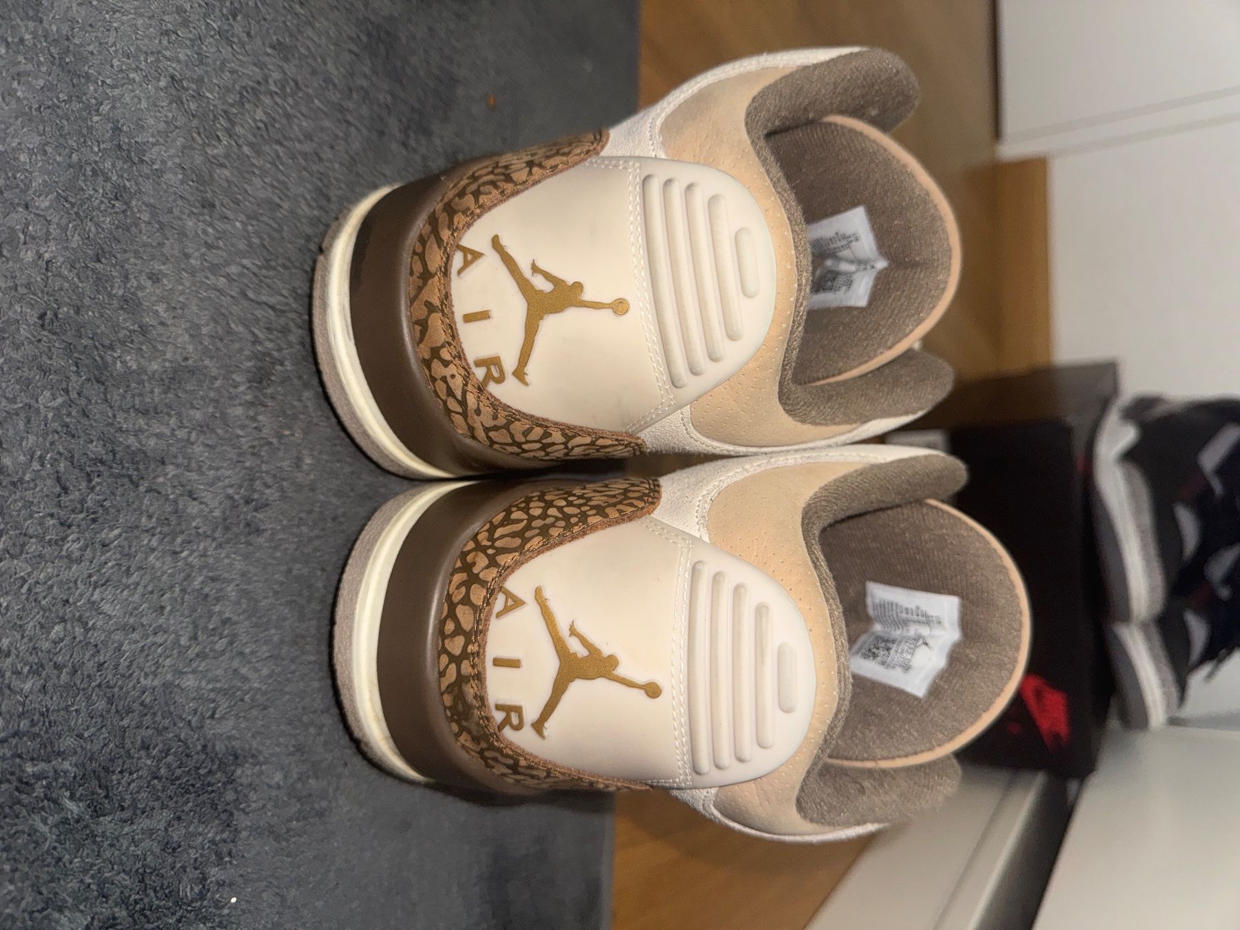 Jordan Scarpe da uomo: Jordan 3 Retro Palomino – Usato da Riehen venduto da mez_5lqy 2