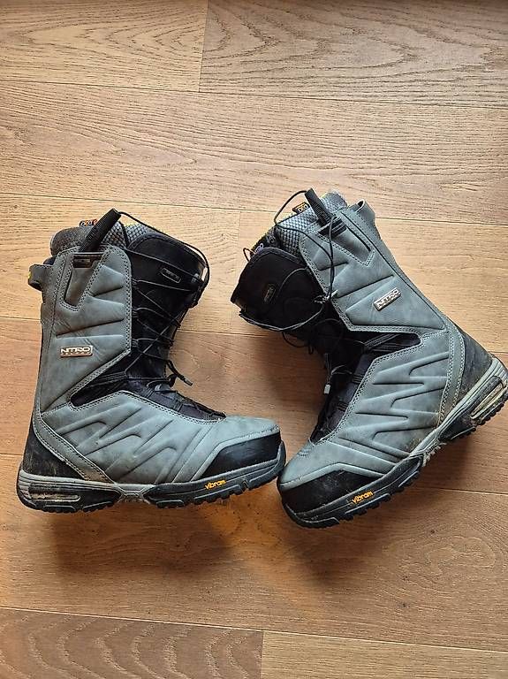 Snowboard Nitro Scarpe da uomo: Nitro Select TLS Boots, Gr. 42 – Usato da Luzern venduto da Bsy 1