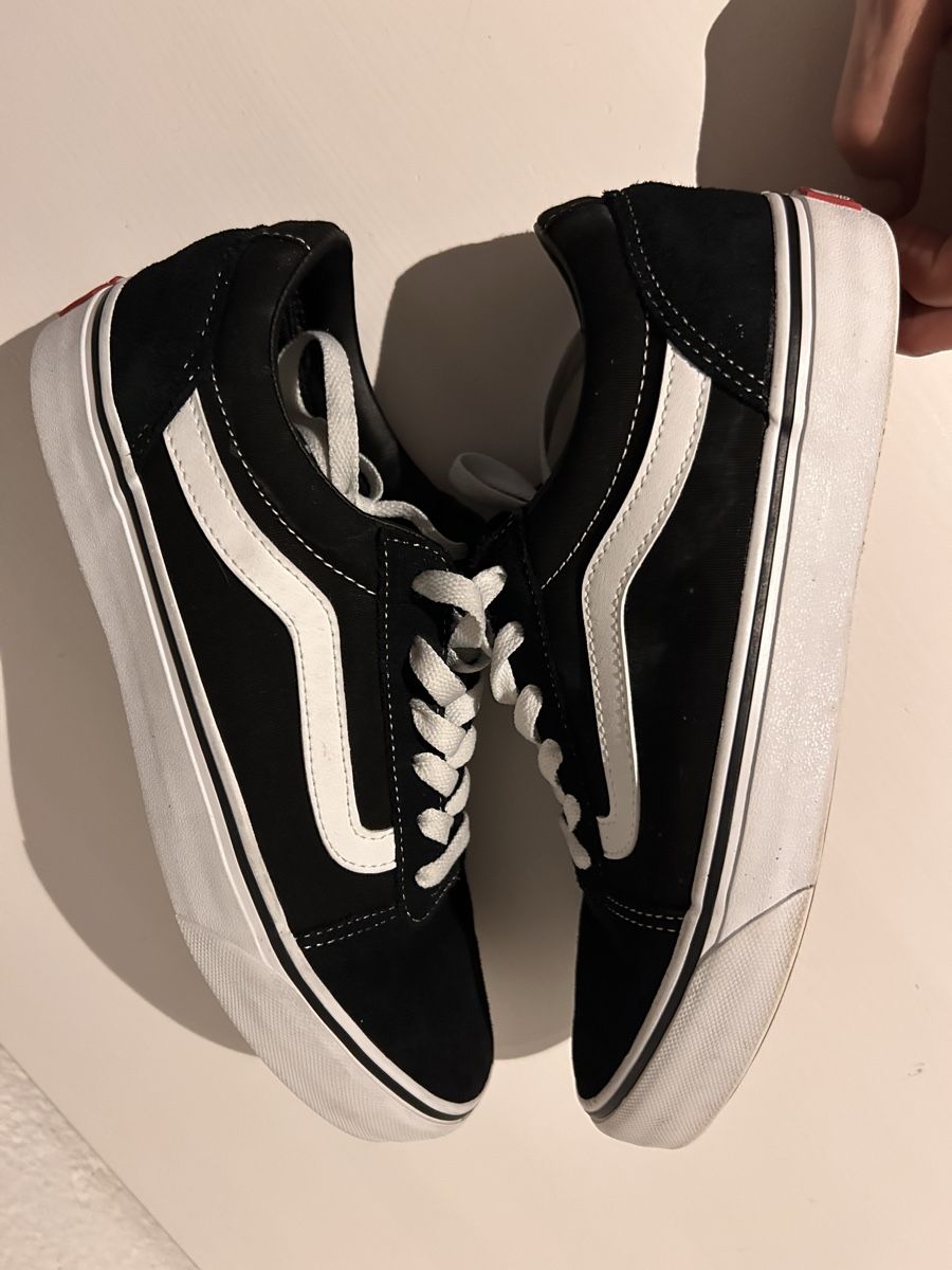 Vans Chaussures femmes: Vans Sneaker Grösse 40  – D'occasion à Brunnen par luc_8fgh 3