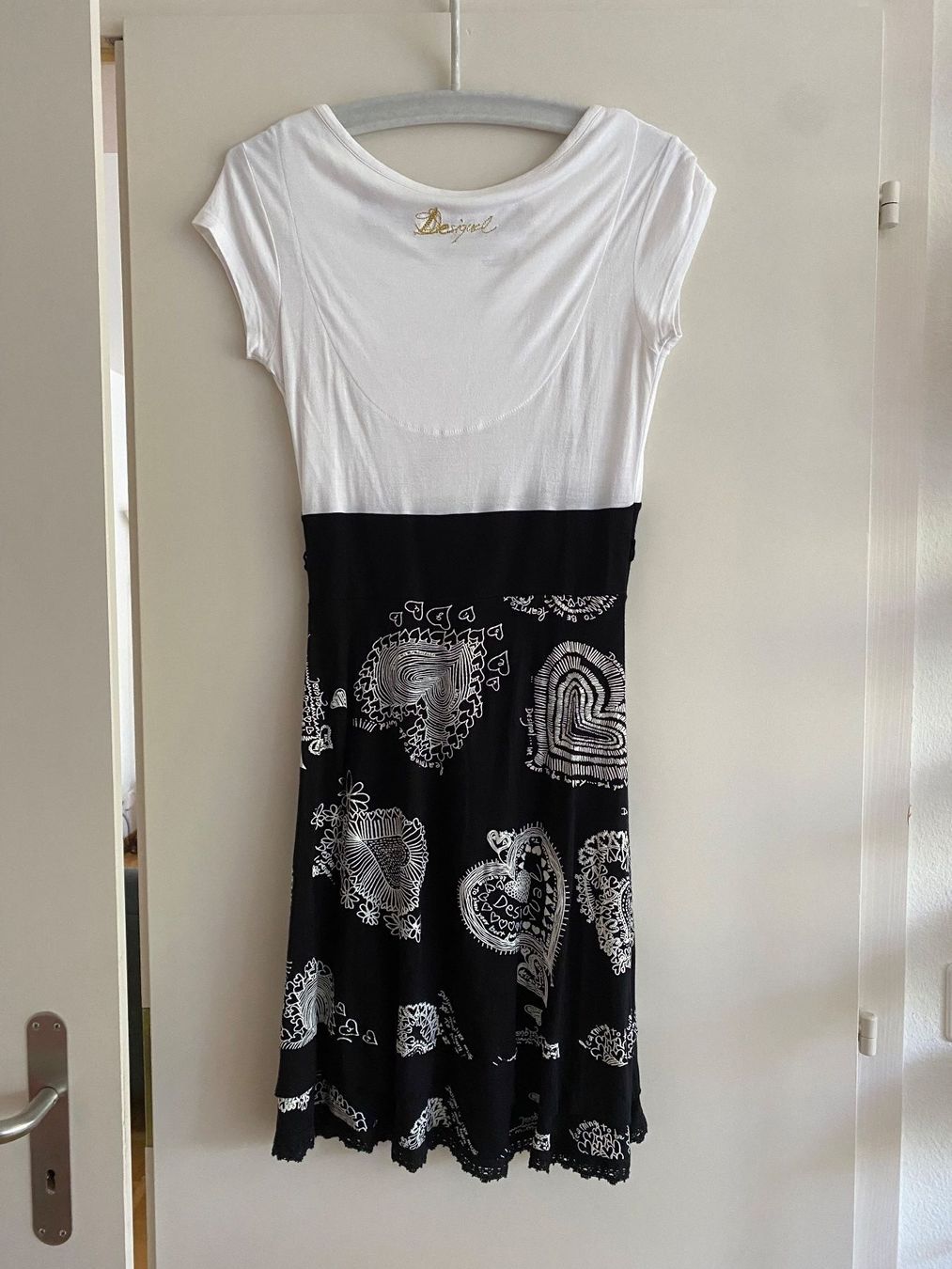 Vestiti: Kleid Desigual Grösse M schwarz / weiss – Usato da Bern venduto da West73 2