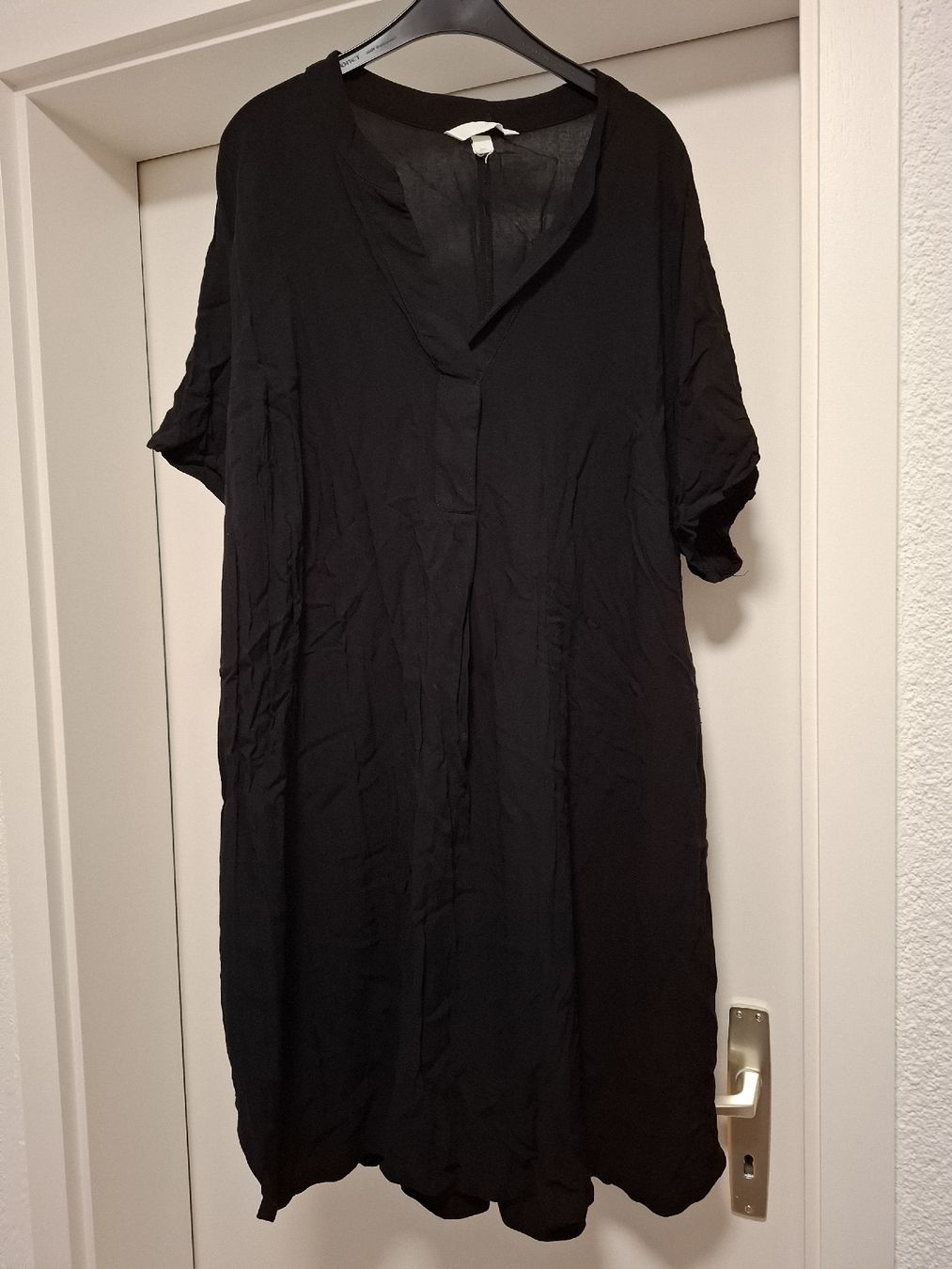 H&M Vestiti: Schwarzes Sommerkleid Grösse L – Usato da Lütisburg venduto da amerika123