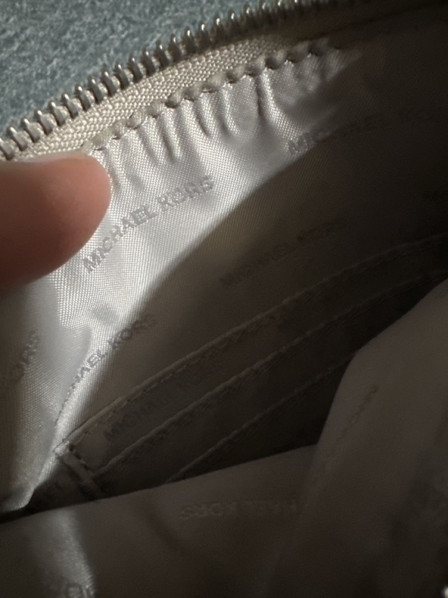 Michael Kors Borse da donna: Michael Kors Clutch beige – Nuovo (secondo la descrizione) da Baltschieder venduto da YmroBe 1