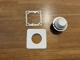 Praktischer Drehdimmer mit weissem Drehknopf