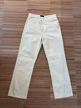 Zara Yellow Jeans Pants - Size 36