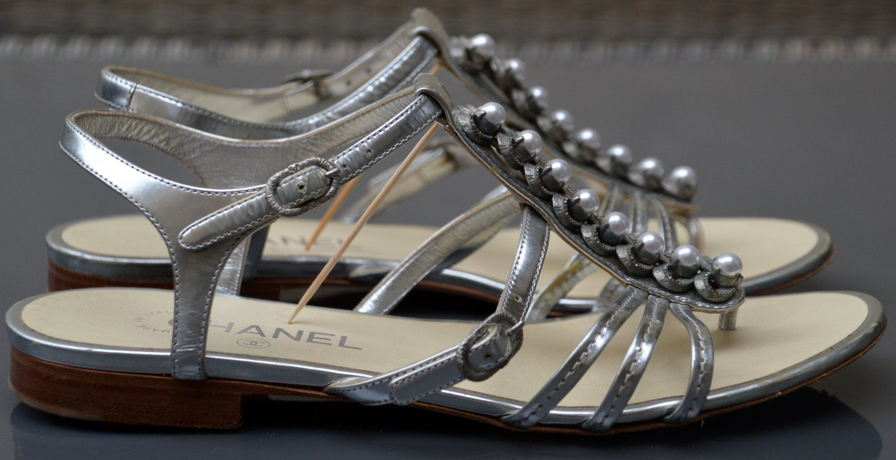 Chanel Scarpe da donna: Sandalen Chanel sandales .39 – Usato da Collonges venduto da Auganien 2