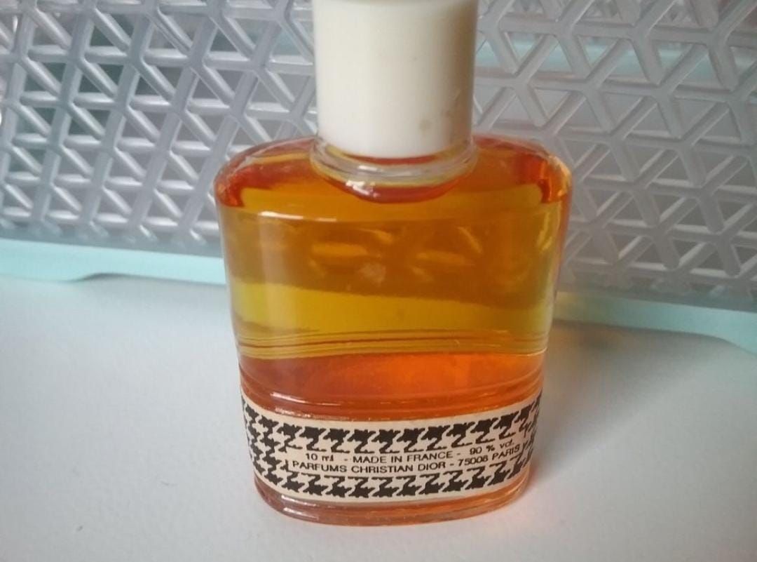 Dior Profumi & Eau de Toilette: DIOR "Diorissimo" – Usato da Kestenholz venduto da Porsche117 1