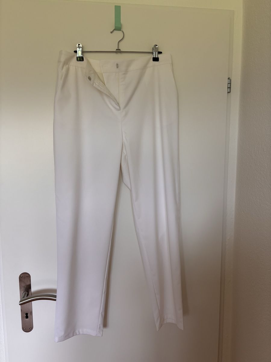 Pantaloni: Weisse Stoff Hose – Usato da Jona venduto da ardnas04
