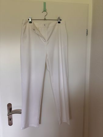 Weisse Stoff Hose