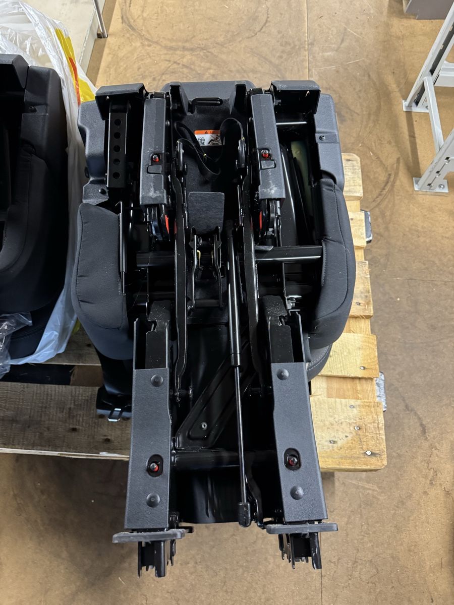 Tutti pezzi di ricambio auto: Sitze Ford Transit Custom  – Nuovo (secondo la descrizione) da Belpberg venduto da Wertvoll99 7