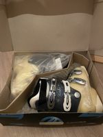 Lange exclusive 8 ski boots (22.5)