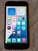 Apple iPhone SE 2020 64GB Voll funktionsfähig, Guter Zustand