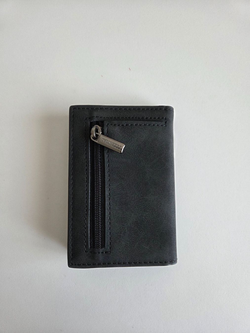 Portefeuilles: Smart Wallet schwarz | ESSENTIALBAG – D'occasion à Erlen par cera72 3