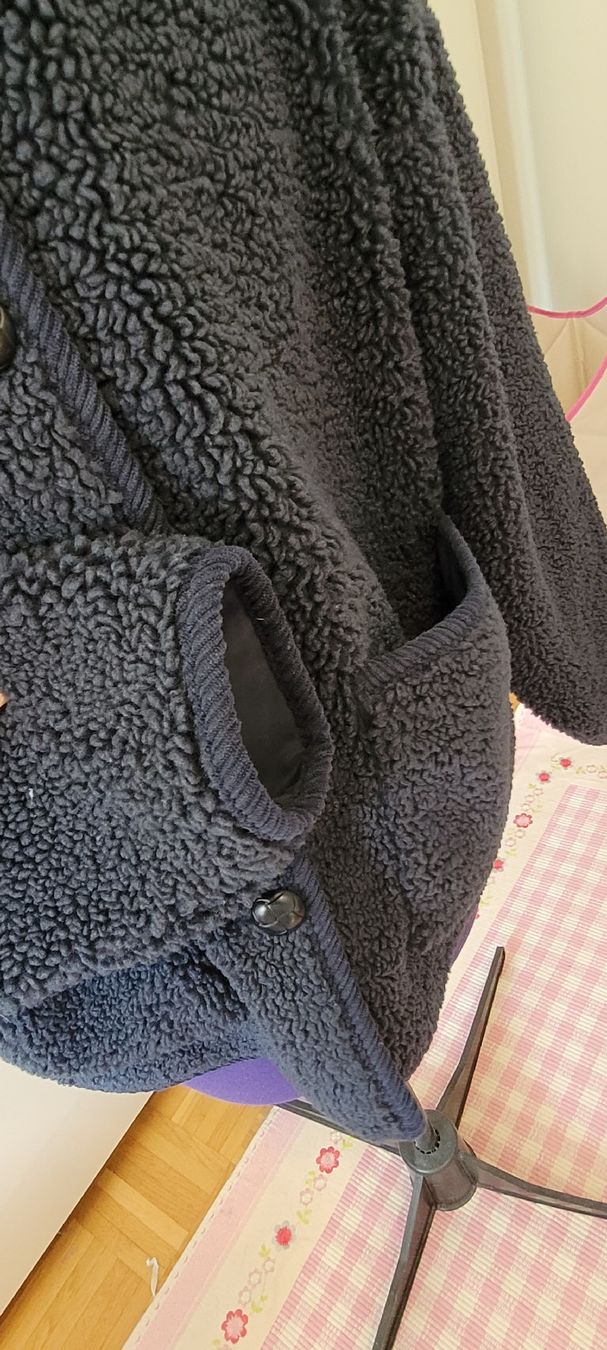 Vero Moda Giacche: Teddy Jacke Kuschelig – Nuovo (secondo la descrizione) da Pratteln venduto da pri_yxn5 4