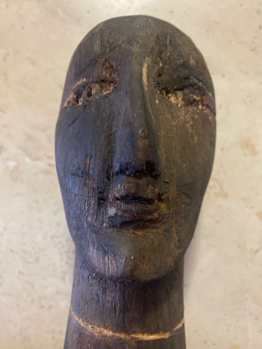 Statuette: 3 Holzfiguren, geschnitzt, Afrika – Usato da Weggis venduto da Massahans 5