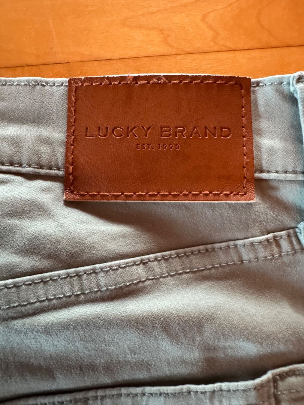 Jeans: Lucky Brand Jeans – Usato da Gümligen venduto da PSK 3