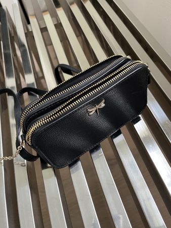 Schickes H&M Täschli, schwarz, neuwertig, für den Sommer
