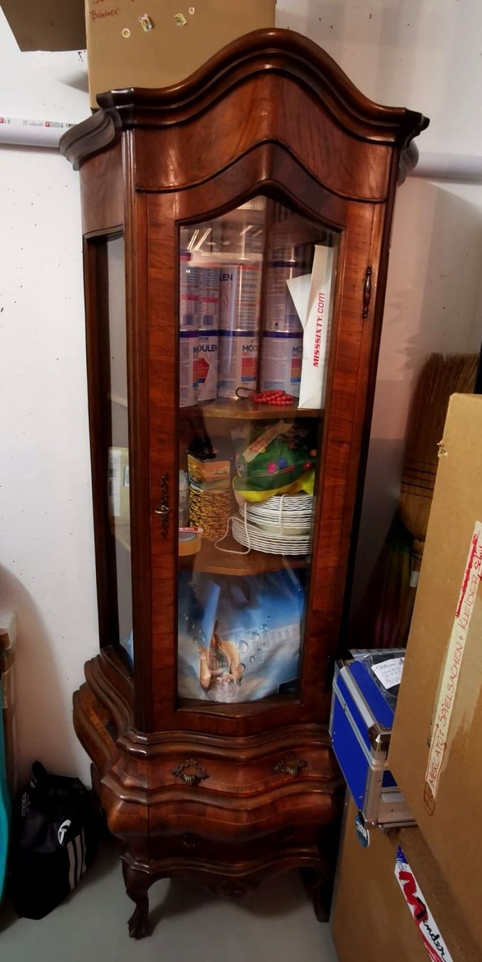Vitrines: Barocke, Antike Vitrine/ Möbel – D'occasion à Eschenbach SG par Moonflower