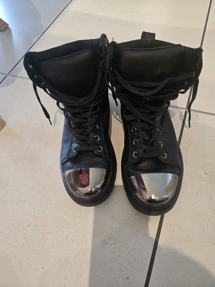 Dr. Martens Scarpe da uomo: Dr Martens – Usato da Hallwil venduto da En.Pu. 1