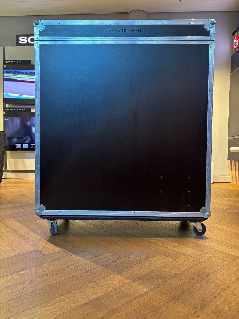 Caisses de transport: Flight-cases robustes sur mesure avec mousse! box transport – D'occasion à Sion par Bang-OlufsenSion 2