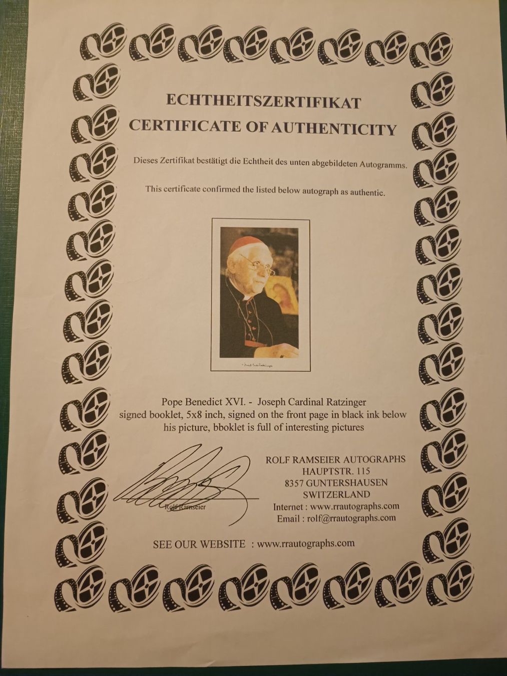 Autografi: Benedikt XVI / Joseph Ratzinger - handsigniert – Usato da Menziken venduto da Artographs 1