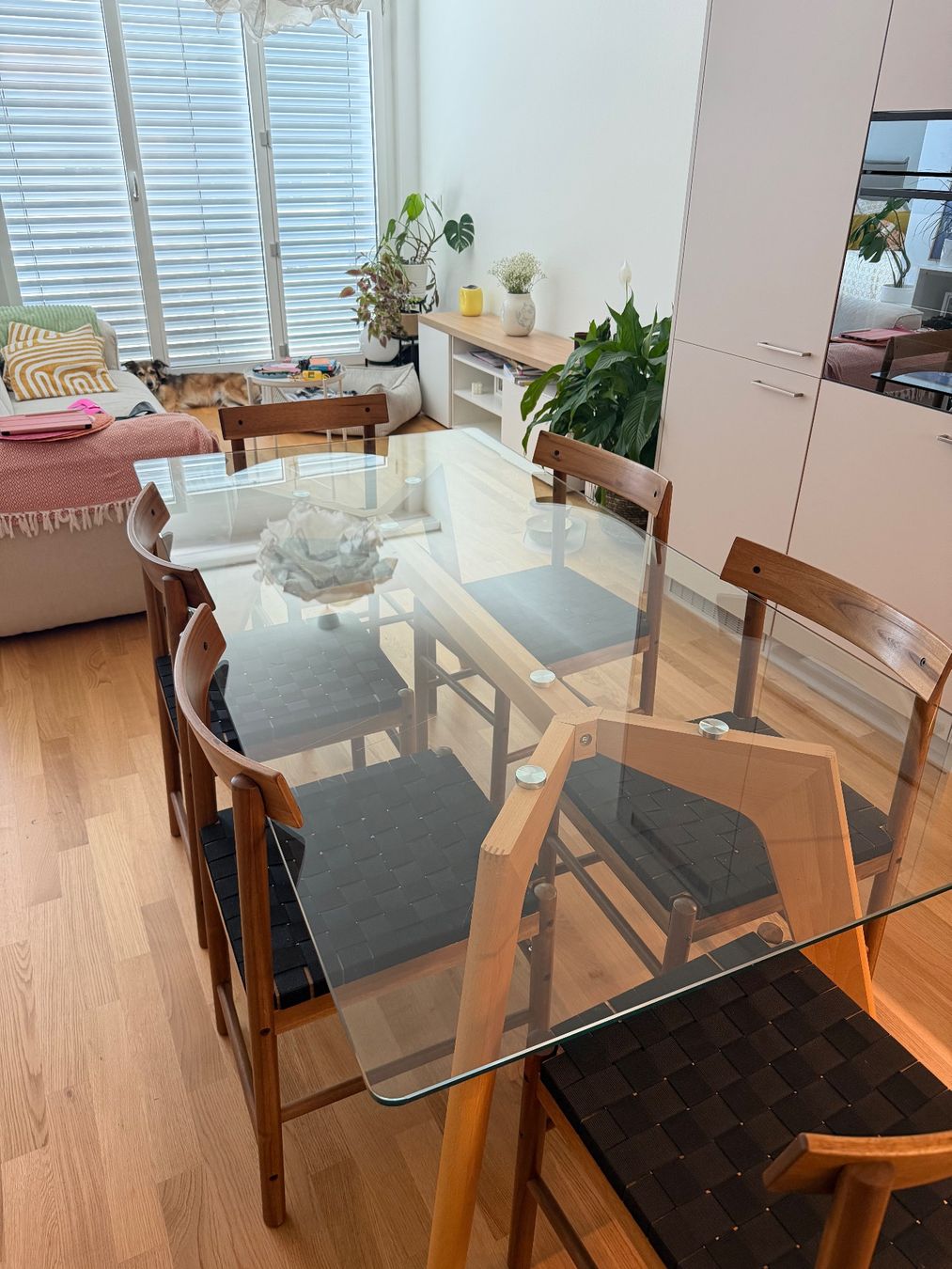 Tavoli: Dining Table Glass Top Wood Frame 4 Chairs Set – Usato da Luzern venduto da tat_8tvl 1