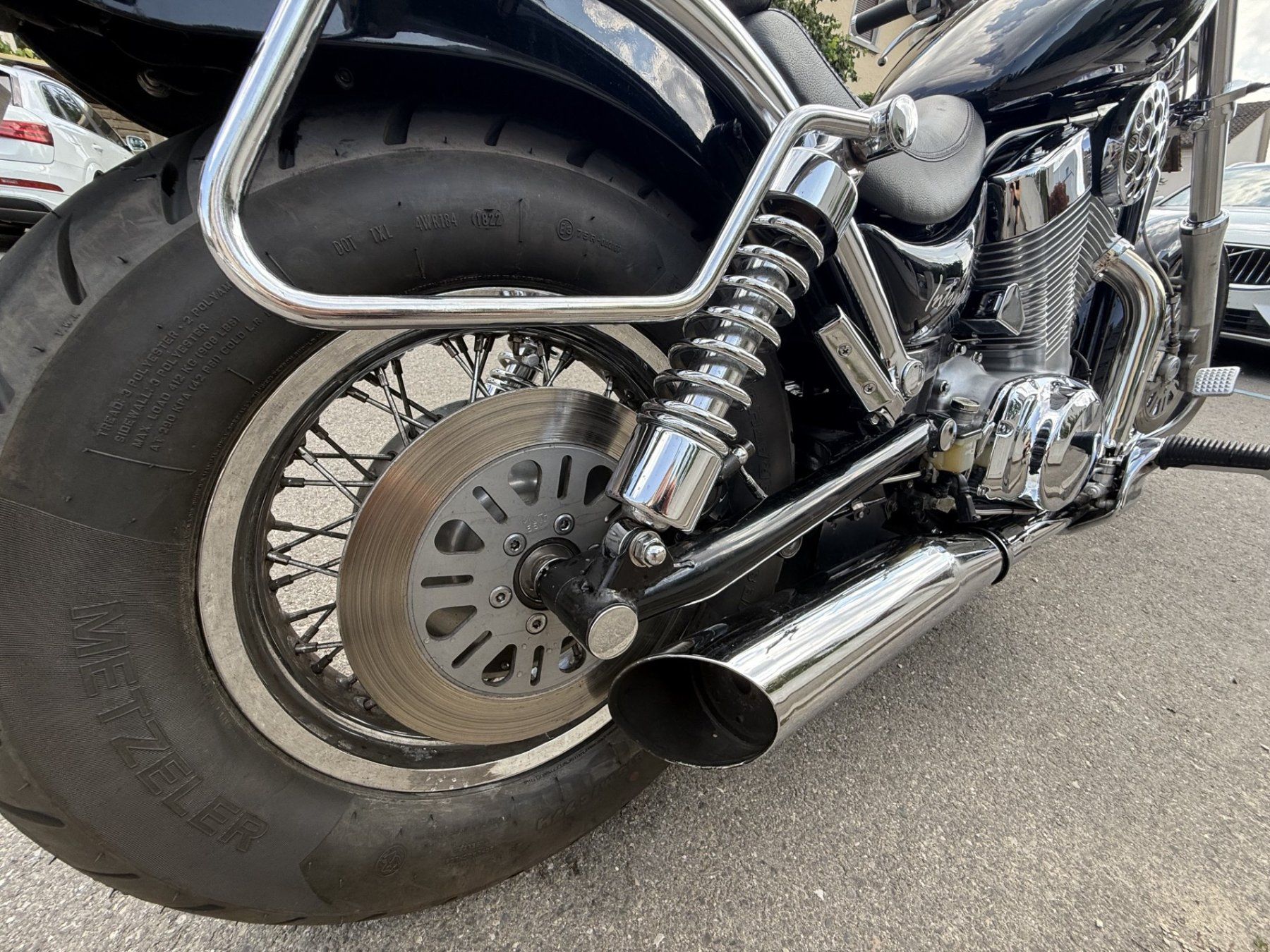 Suzuki Strada: Suzuki Intruder VS 1400 GLP – Usato da Biel/Bienne venduto da ecu 7