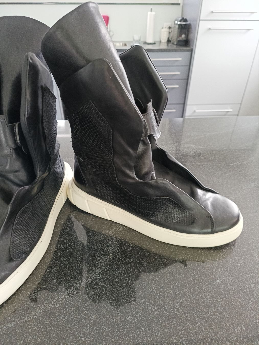 Scarpe da uomo: Space Turnschuhe – Nuovo (secondo la descrizione) da Thun venduto da oli_s6kv 3
