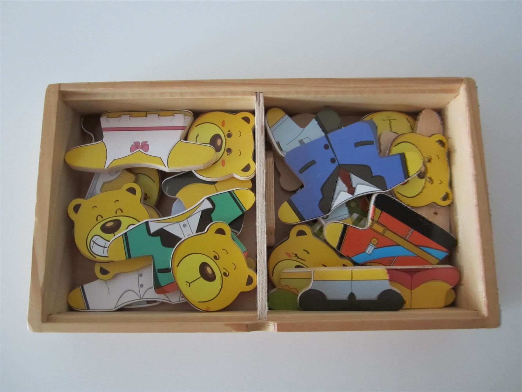 Puzzle: Holzpuzzle  "Bären" – Usato da Zürich venduto da Lacoste06 2