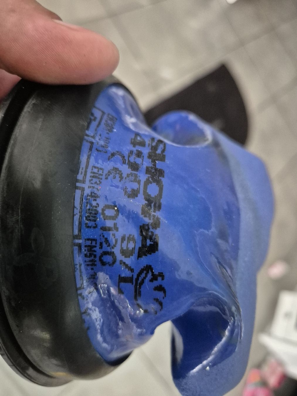 Tauchanzüge: Combi étanche plongée 3XL 1/2, pointure 45 – Gebraucht aus Cornol von blinkie3 9