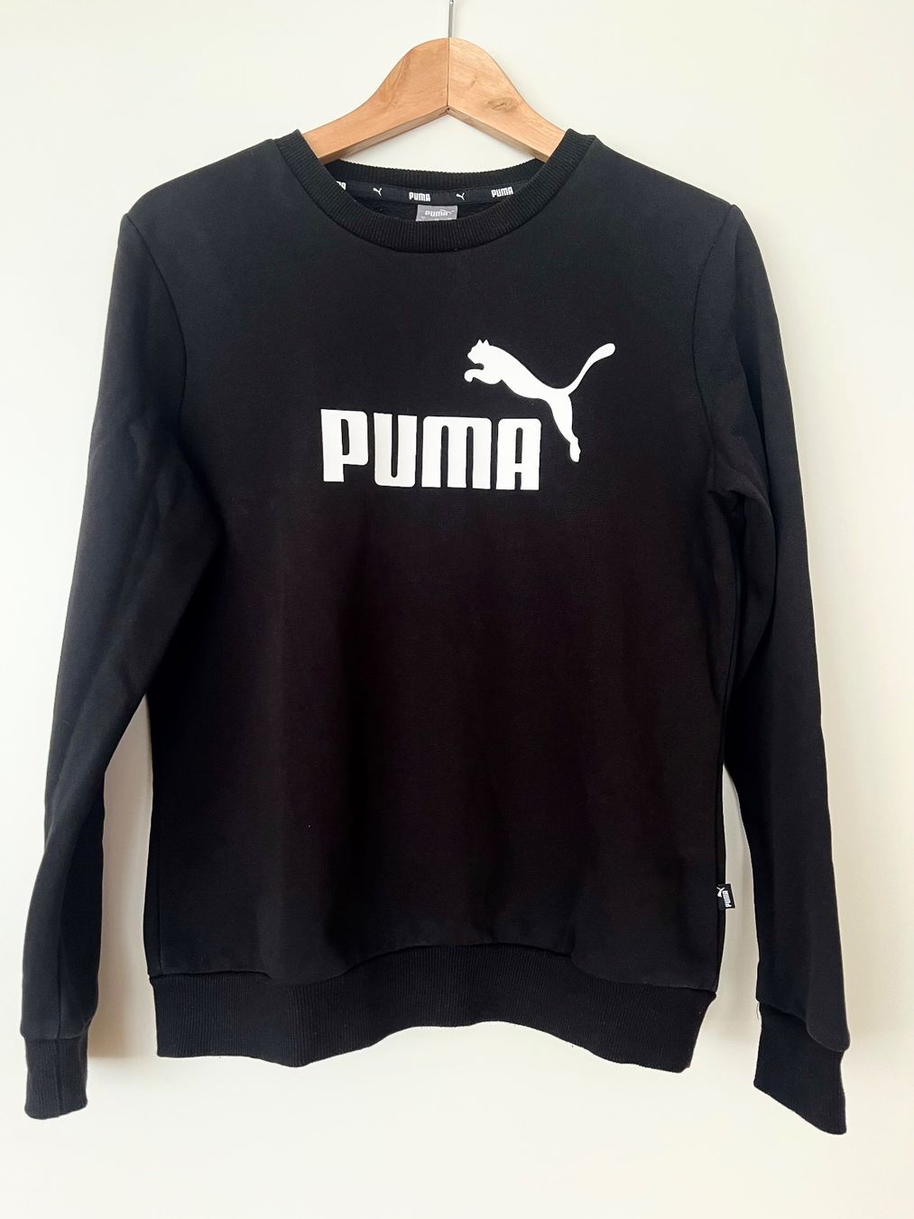 Puma Pullover & Sweatshirts: Puma Swaetshirt Gr.M – Gebraucht aus Zürich von ylka
