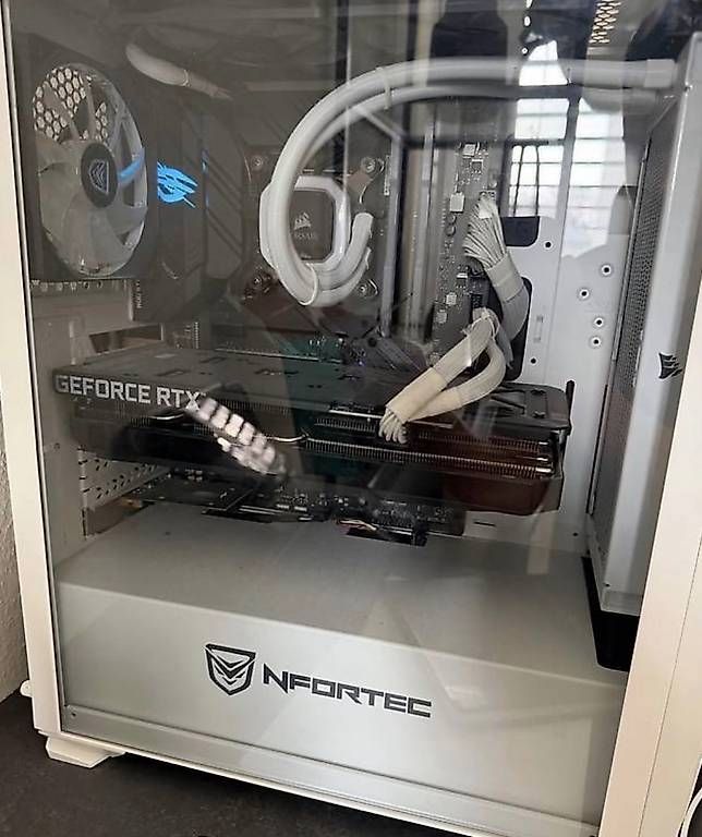 PC: PC Gamer RTX 3060 12Go + Écran HP X24c – Usato da Gland venduto da bru_jcy9