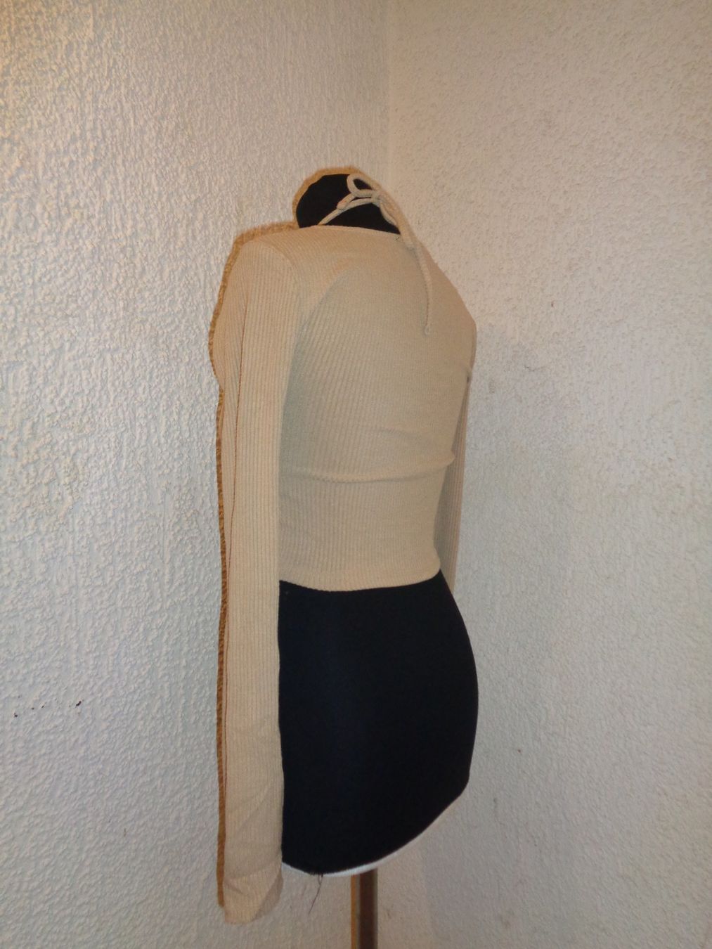 Top: Pull beige, M – Usato da La Chaux-de-Fonds venduto da Shana_aaa 2