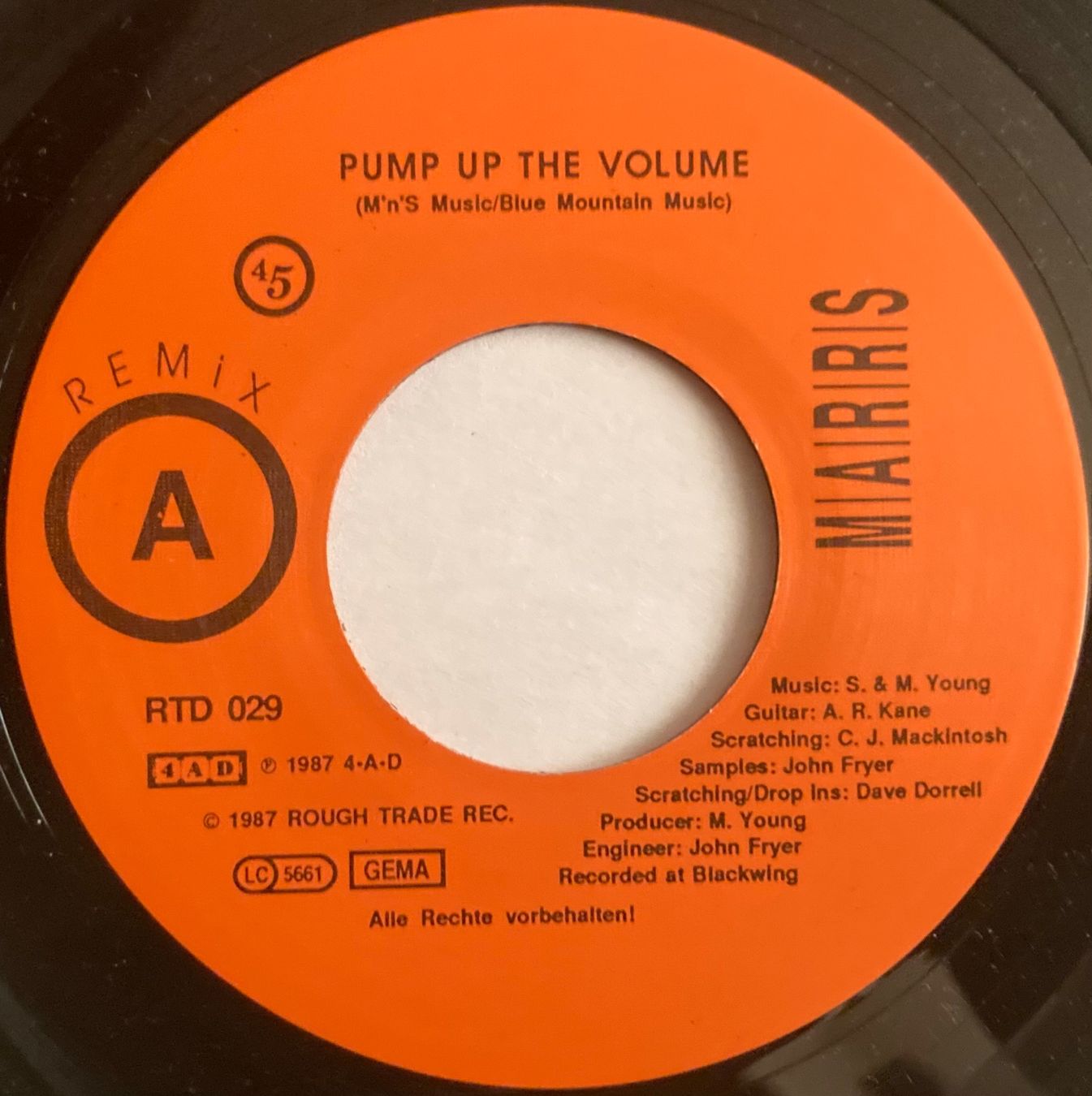 Vinyles: M|A|R|R|S - PUMP UP THE VOLUME – D'occasion à Poliez-Pittet par Newtown-Records 2