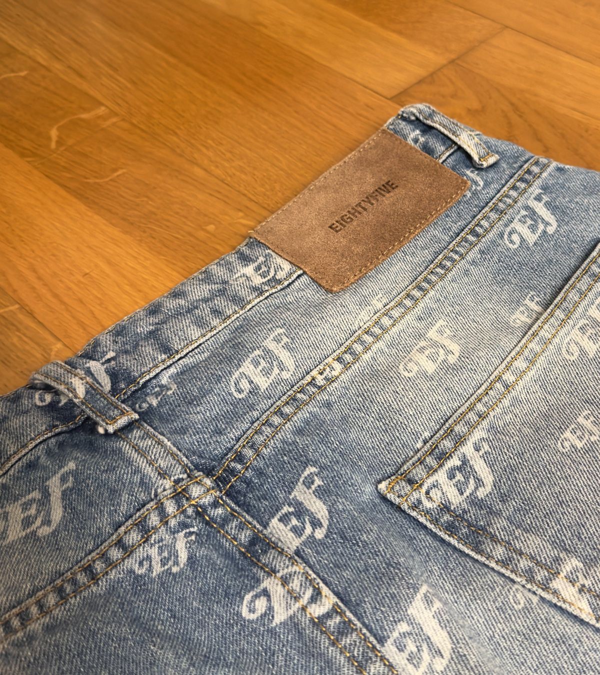 Jeans: Eightyfive - Monogram Jeans Blue (Gr.33) – Usato da Uster venduto da jul_5dvx 7