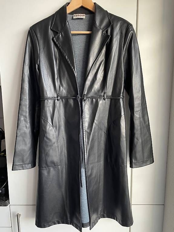 Morgan Giacche: Veste noire élégante Morgan taille S – Usato da Gilly venduto da FlorenceGill